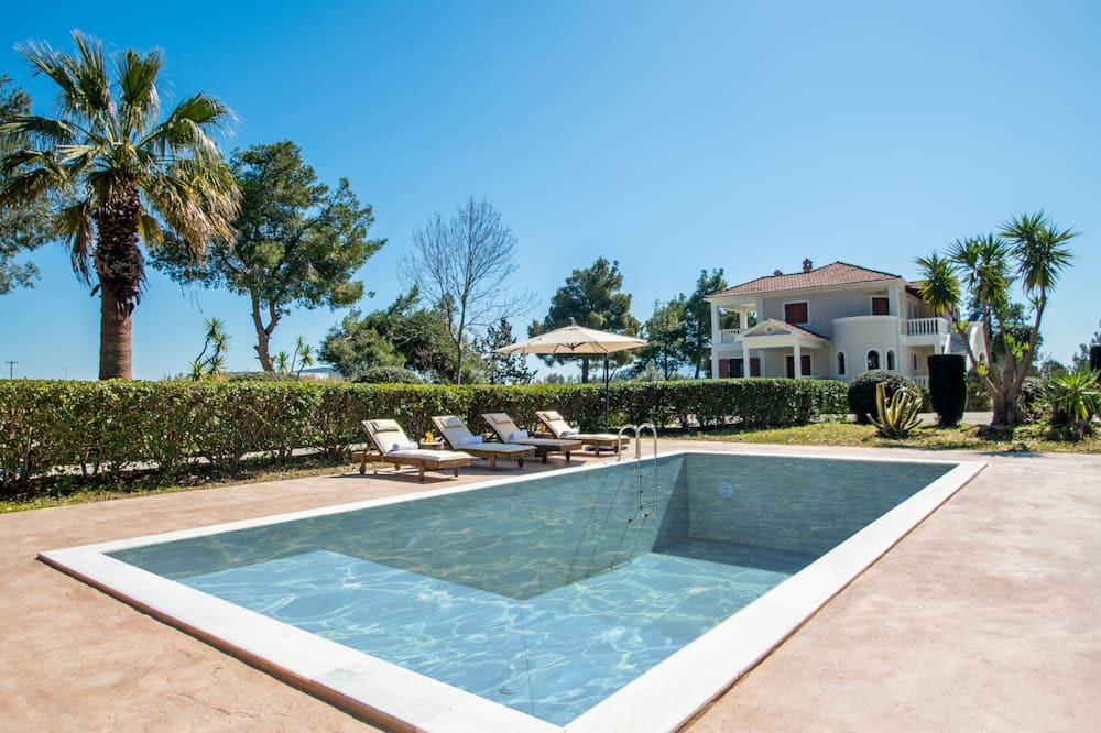 Photo of Outdoor in Ayios Kirikos