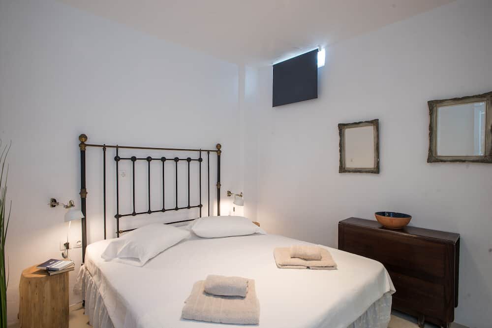 Photo of Bedroom in Xilokeratidi