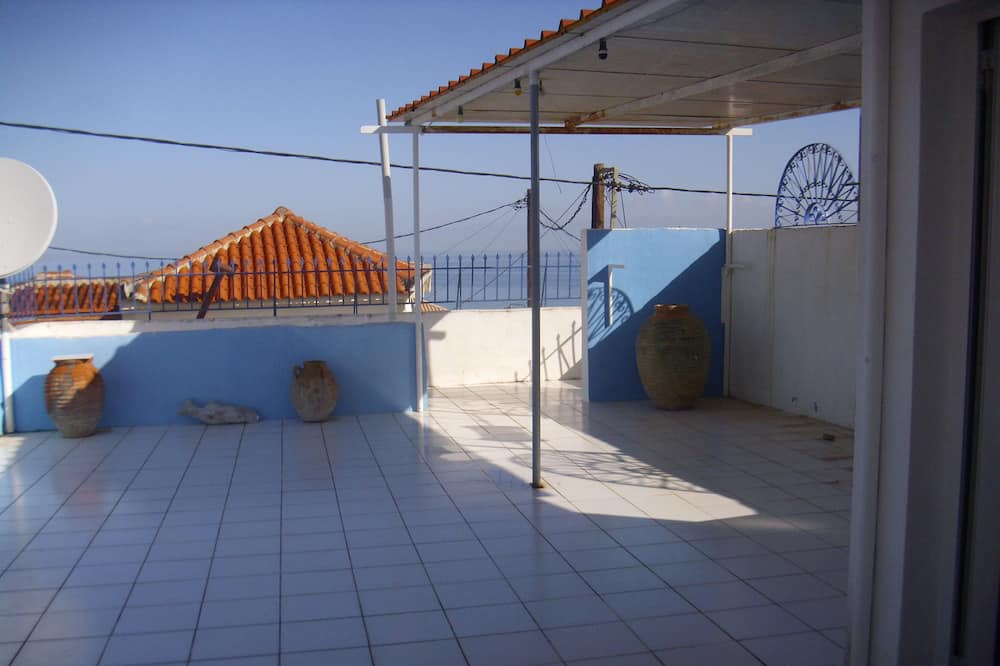 Photo of Patio Balcony in Koroni