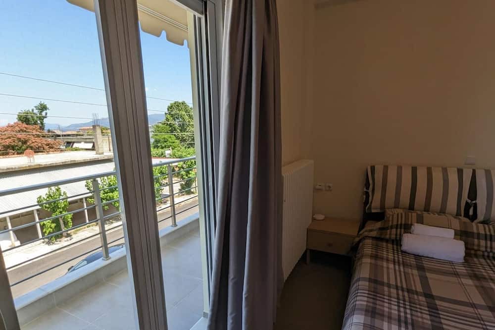 Photo of Bedroom in Kamena Vourla
