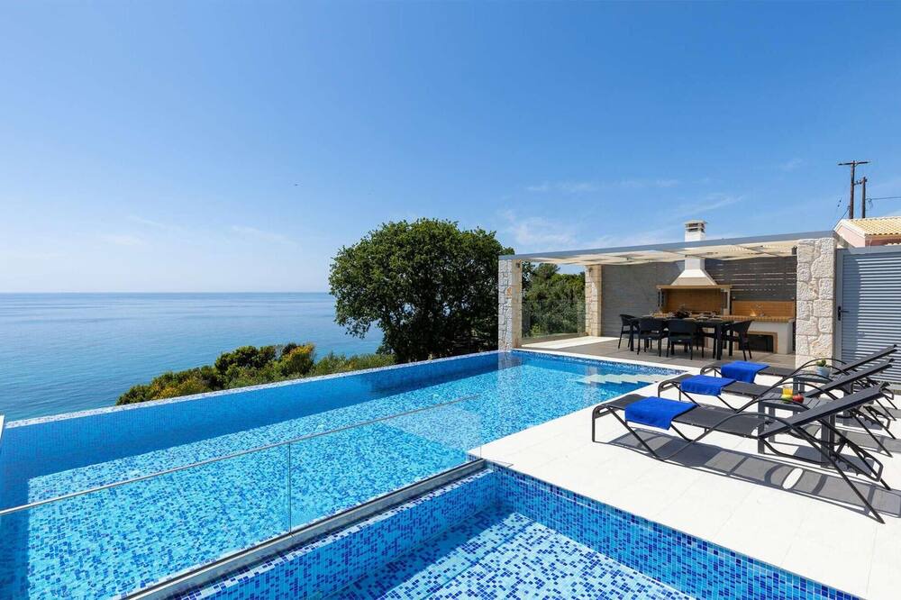 Photo of Outdoor in Agios Matthaios