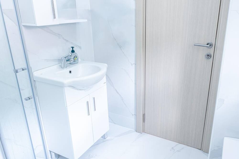Photo of Bathroom in Lepetane