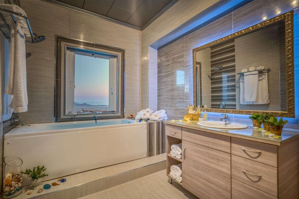 Photo of Bathroom in Lagopodo