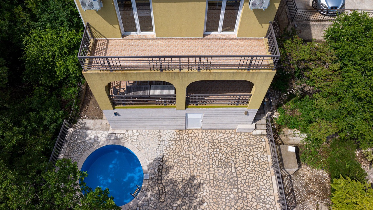 Photo of Outdoor in Lapcici