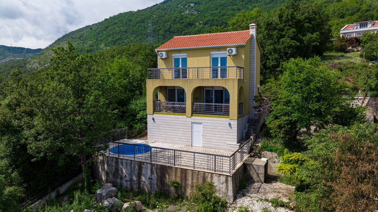 Photo of Outdoor in Lapcici