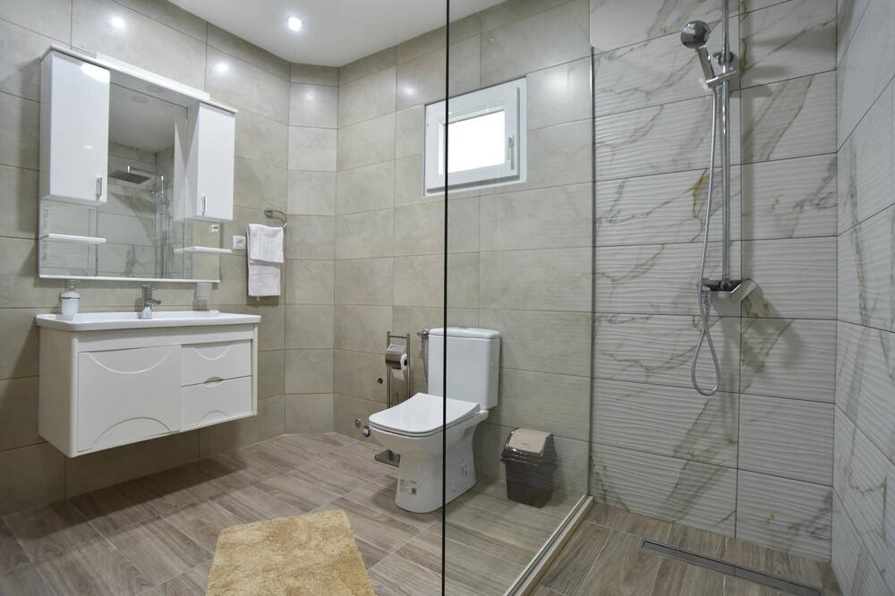 Photo of Bathroom in Skaljari