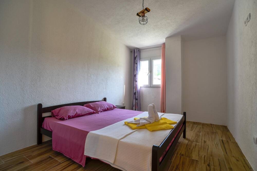 Photo of Bedroom in Skaljari