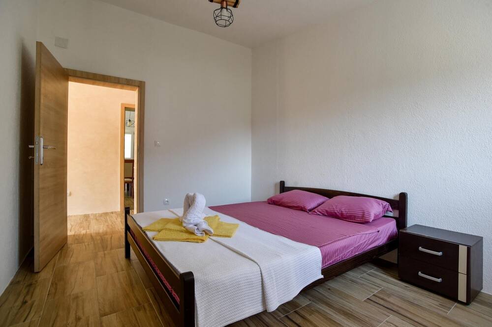 Photo of Bedroom in Skaljari