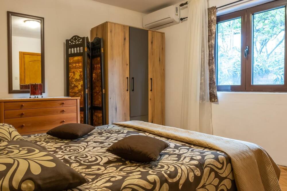 Photo of Bedroom in Kotor