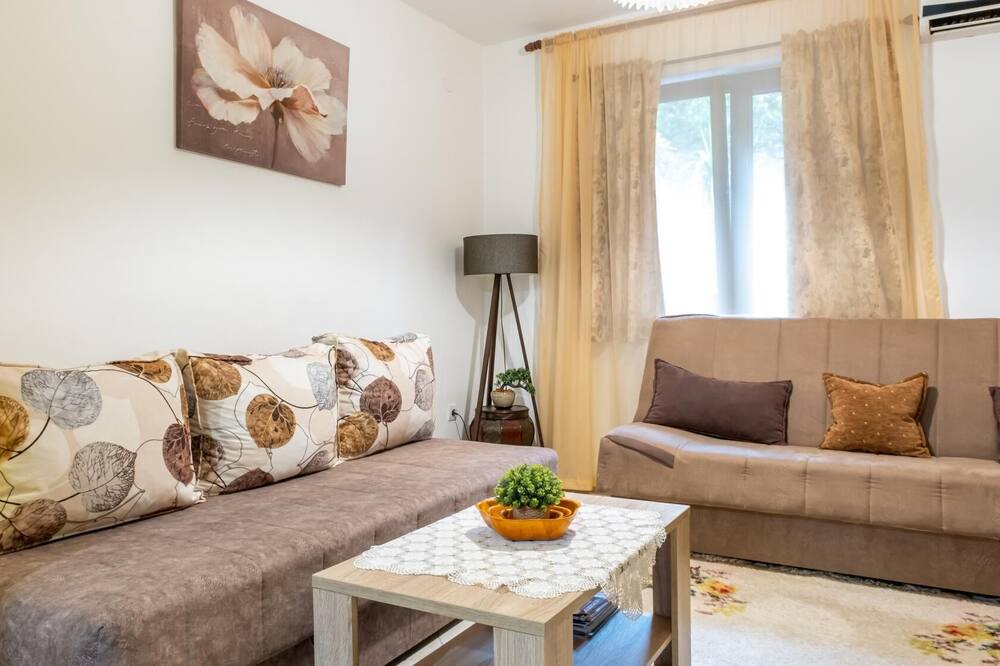 Photo of Livingroom in Kotor
