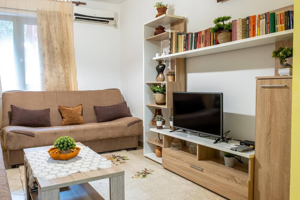 Photo of Livingroom in Kotor