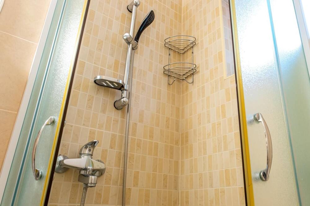 Photo of Bathroom in Kotor