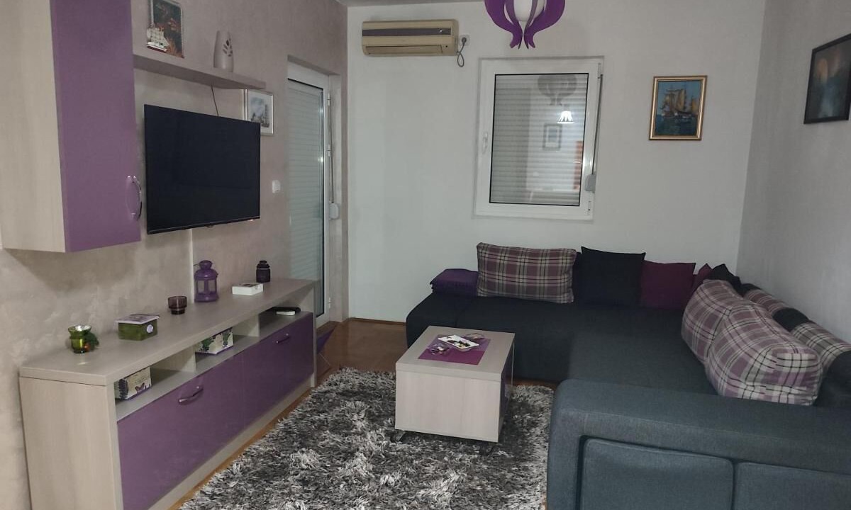 Photo of Livingroom in Igalo