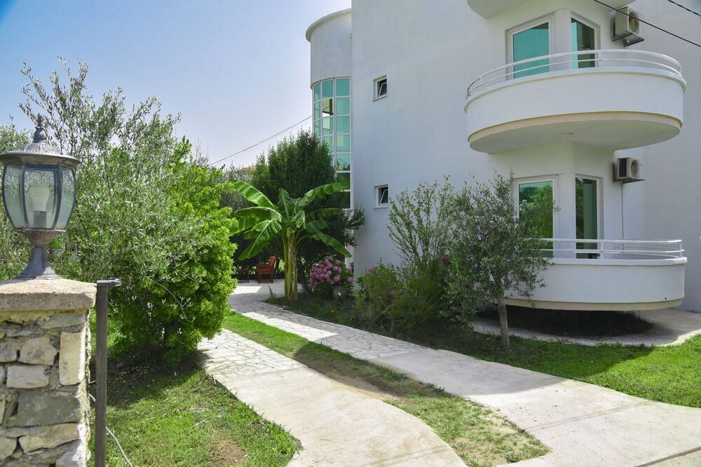 Photo of Outdoor in Gjerana