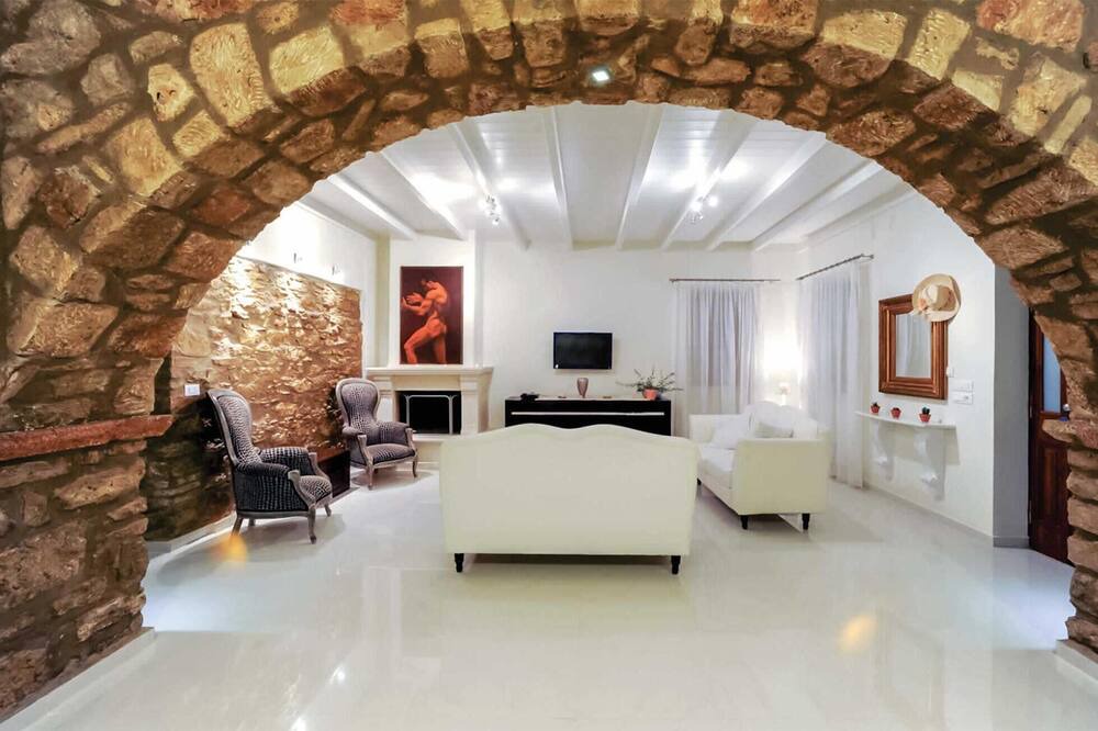 Photo of Bedroom in Drosia