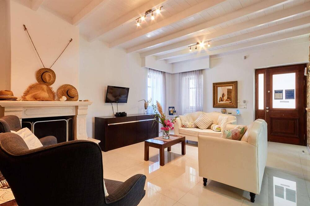 Photo of Bedroom in Drosia