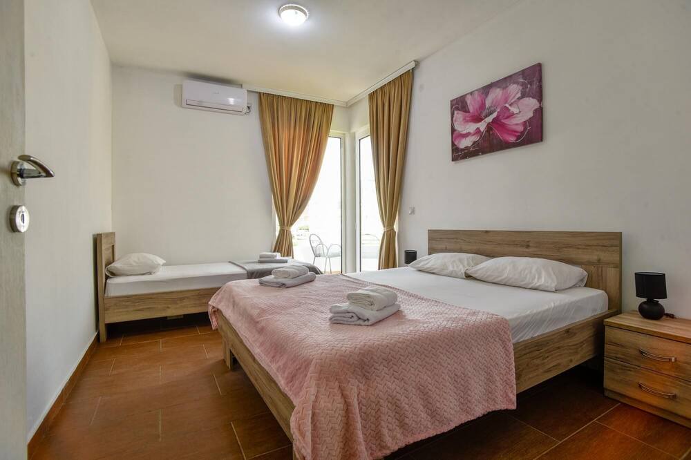 Photo of Bedroom in Gjerana