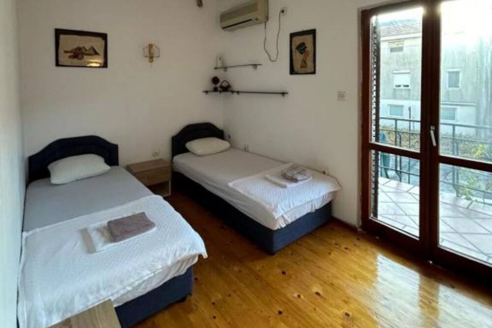 Photo of Bedroom in Kotor