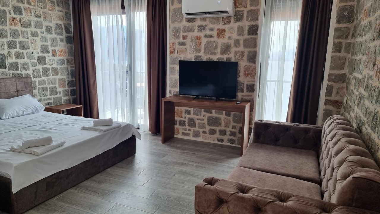 Photo of Bedroom in Rose
