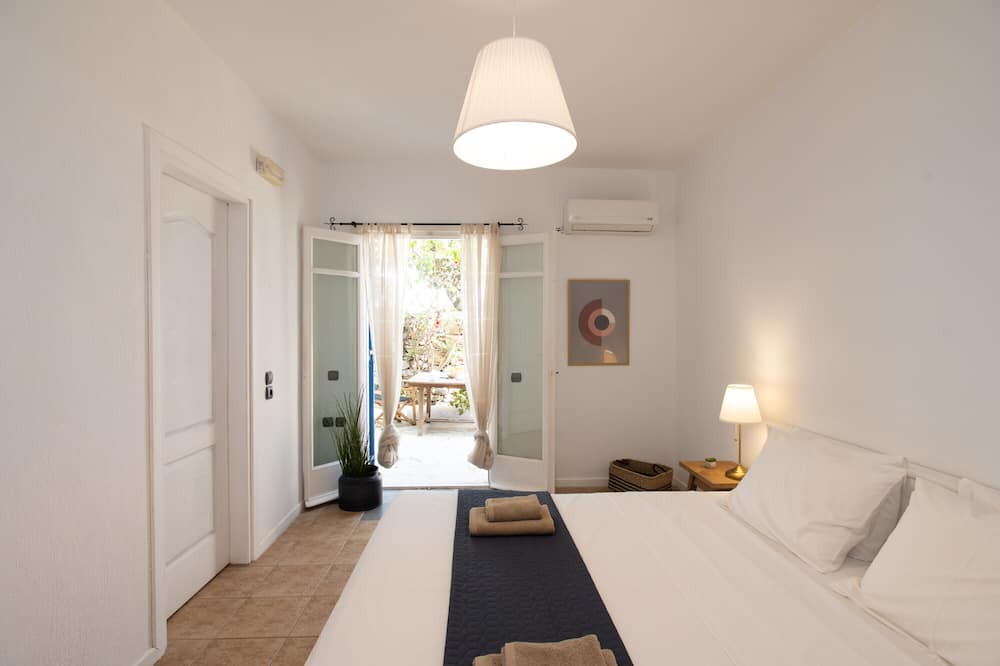 Photo of Bedroom in Kalafatis