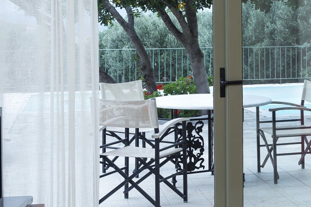 Photo of Outdoor in Istron