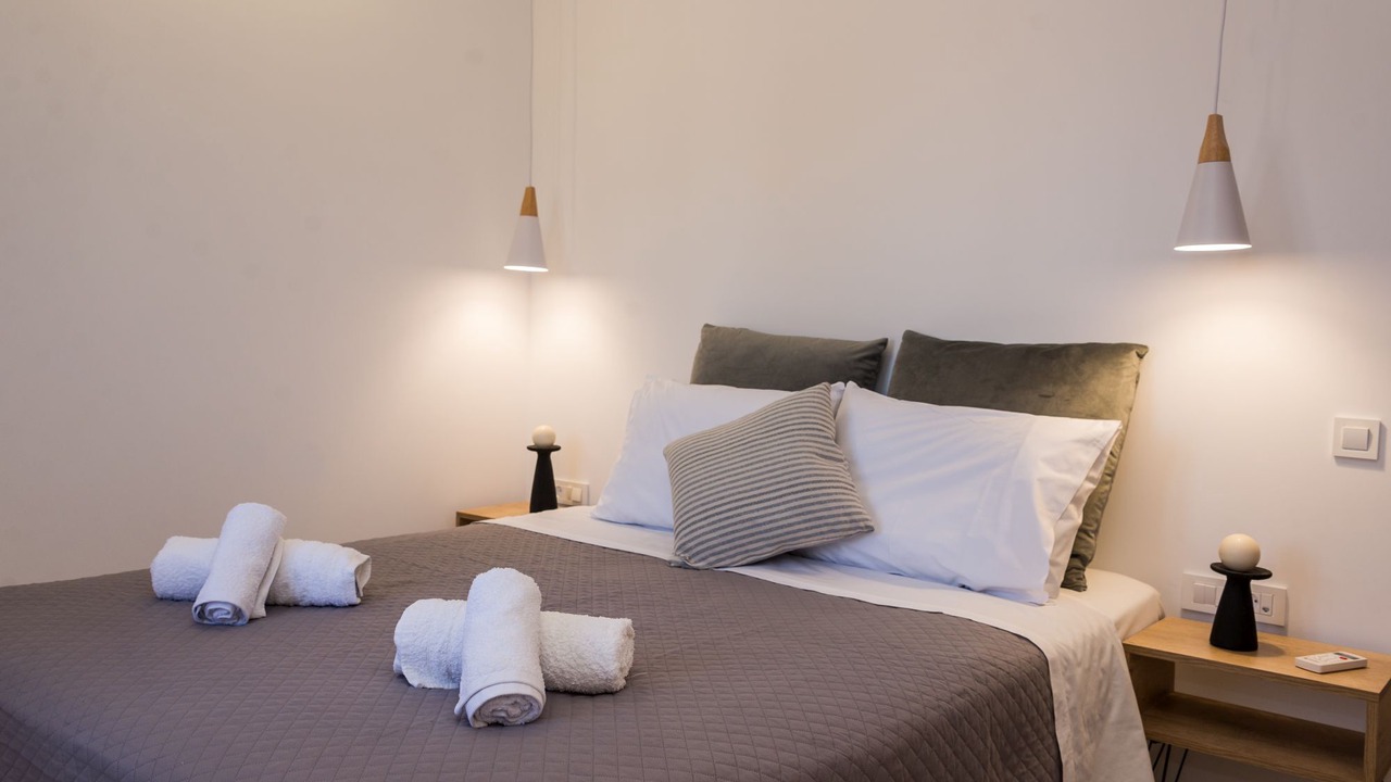 Photo of Bedroom in Neromilos
