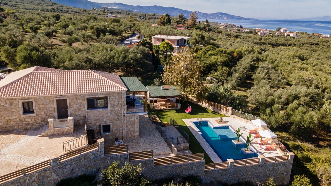 Photo of Outdoor in Neromilos
