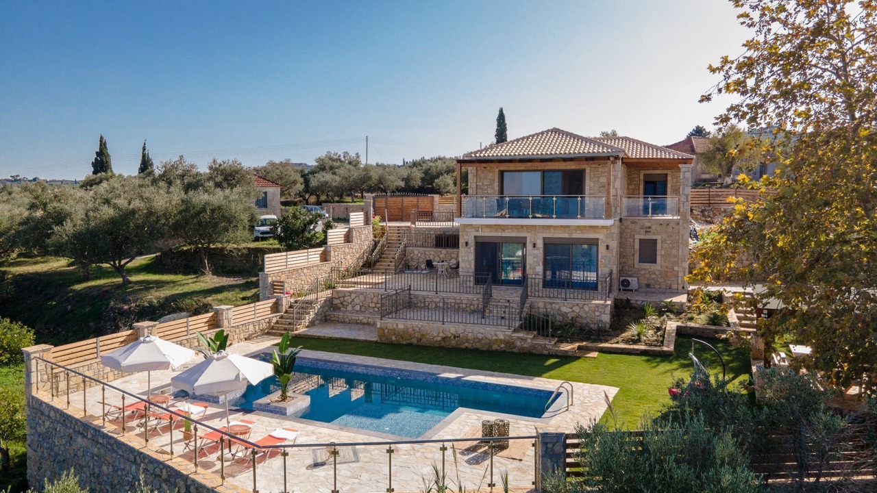Photo of Outdoor in Neromilos
