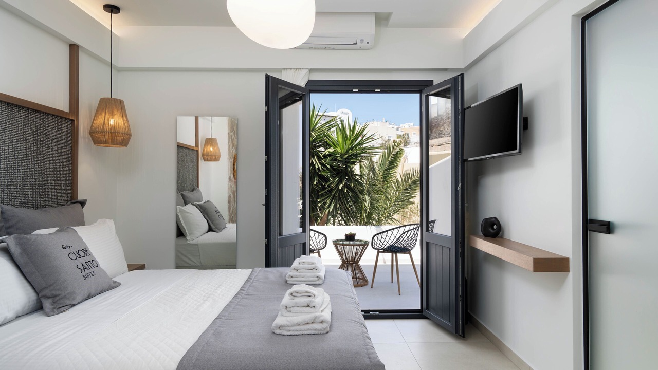 Photo of Others in Fira