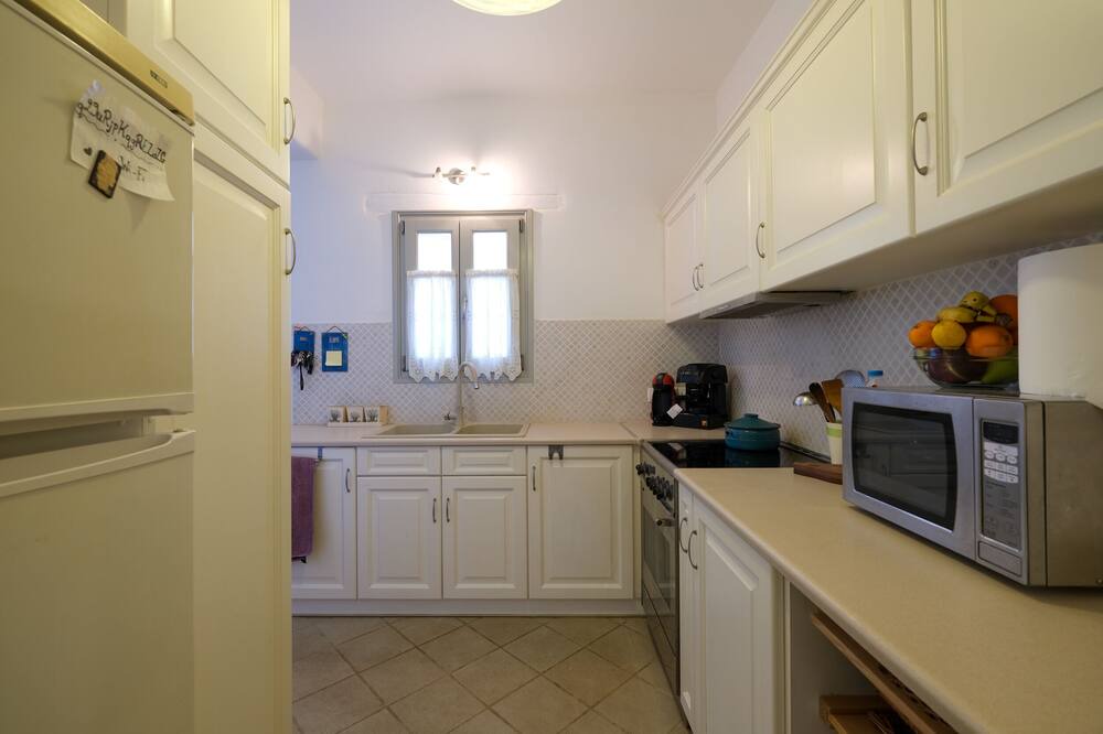 Photo of Kitchen in Paros