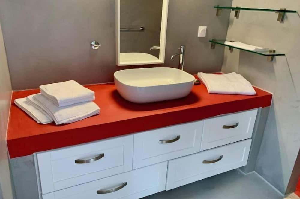Photo of Bathroom in Leros