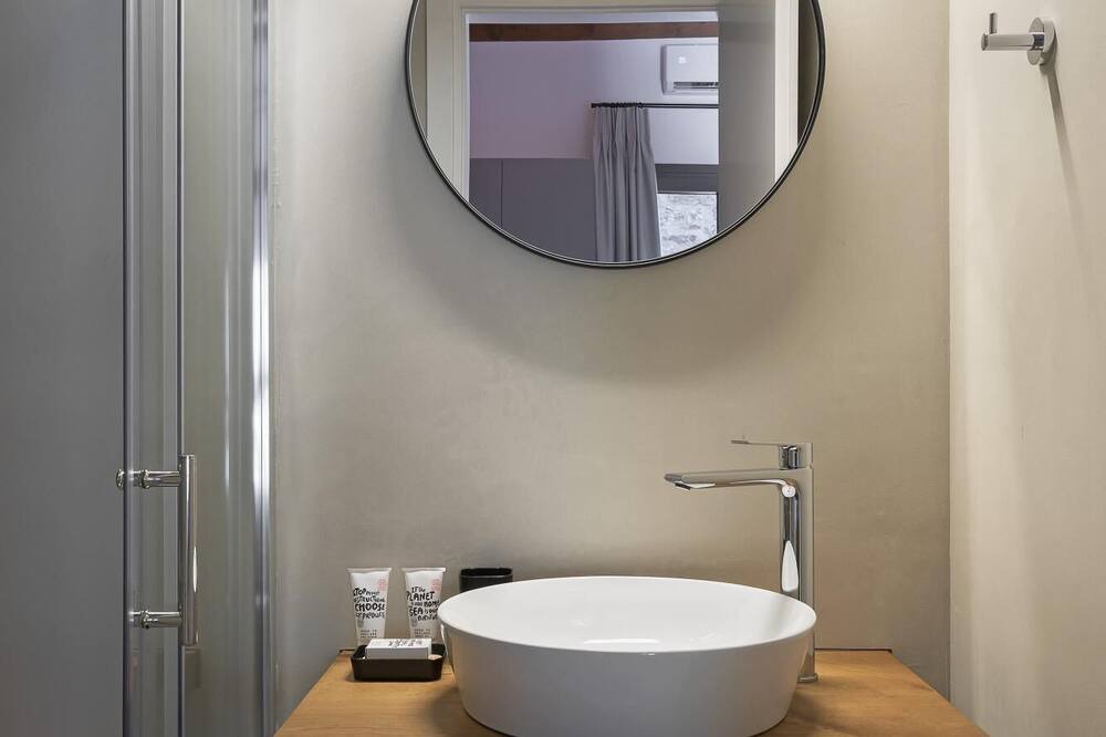 Photo of Bathroom in Sourpi