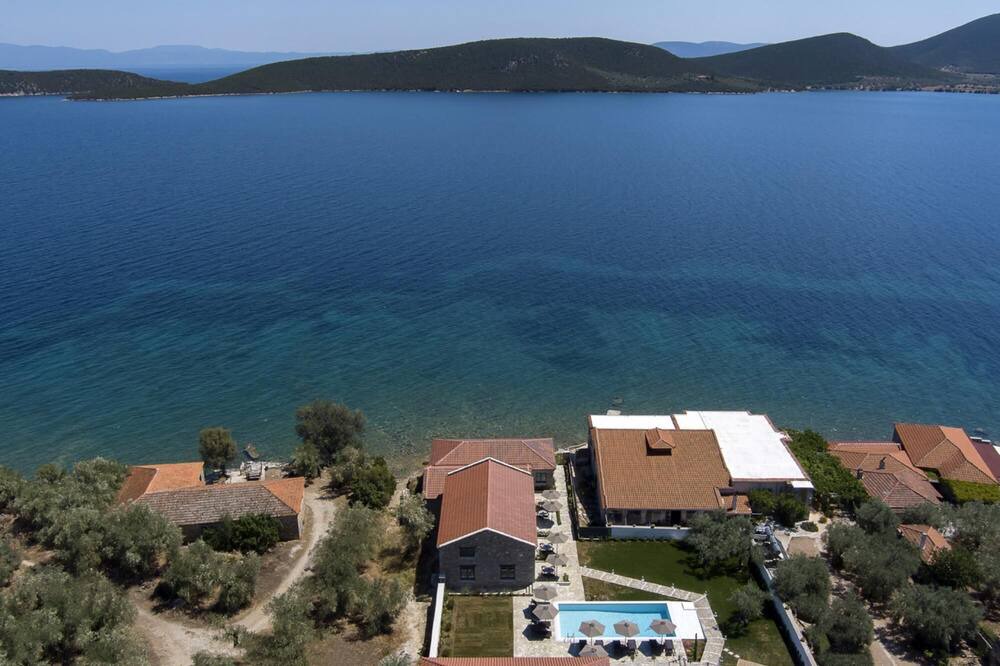 Photo of Outdoor in Sourpi