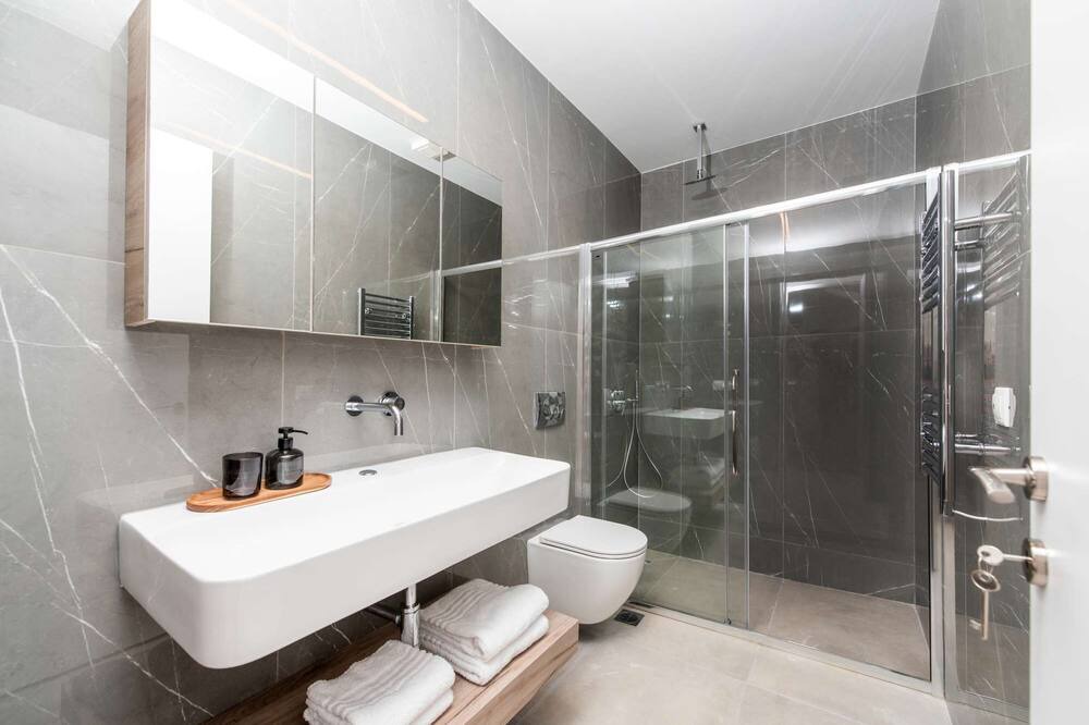 Photo of Bathroom in Nea Iraklia