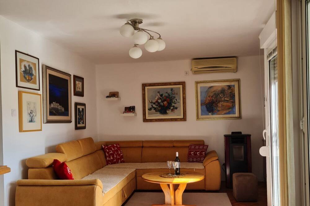 Photo of Livingroom in Gospostina