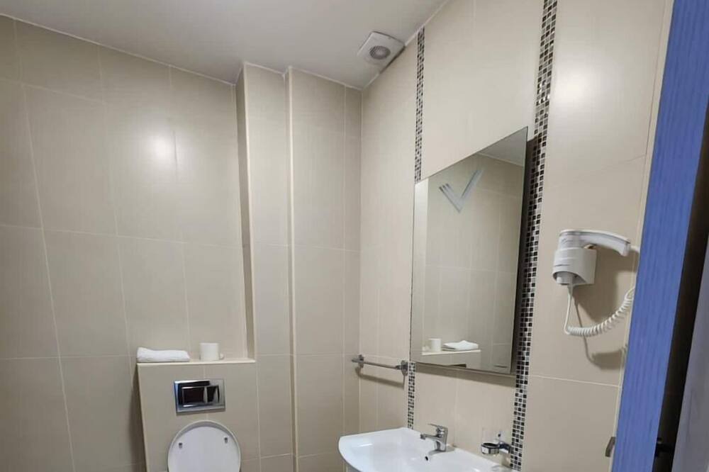 Photo of Bathroom in Burtaisi