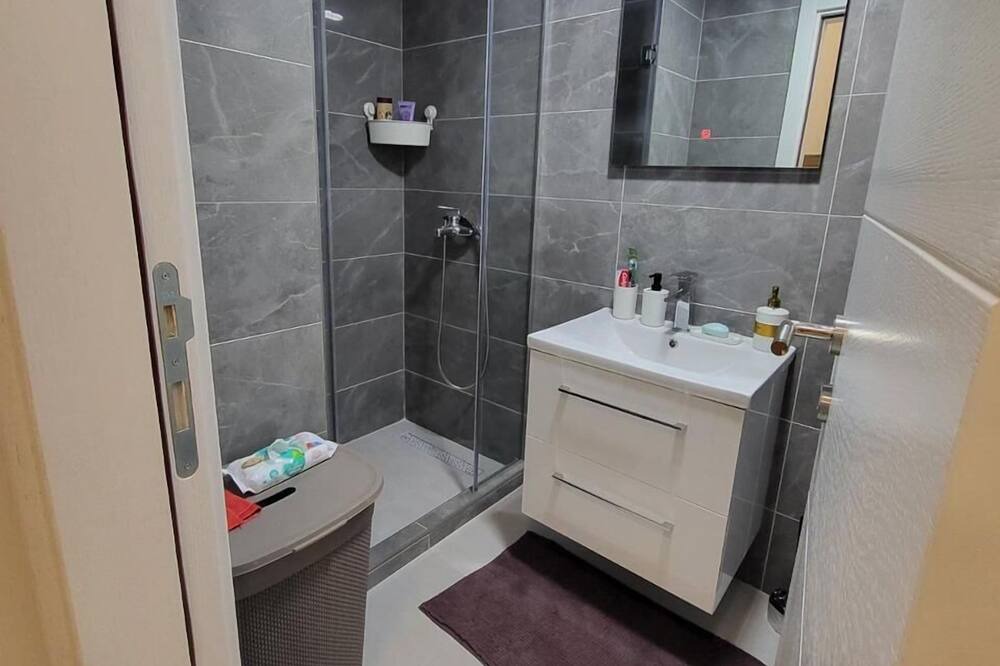 Photo of Bathroom in Burtaisi