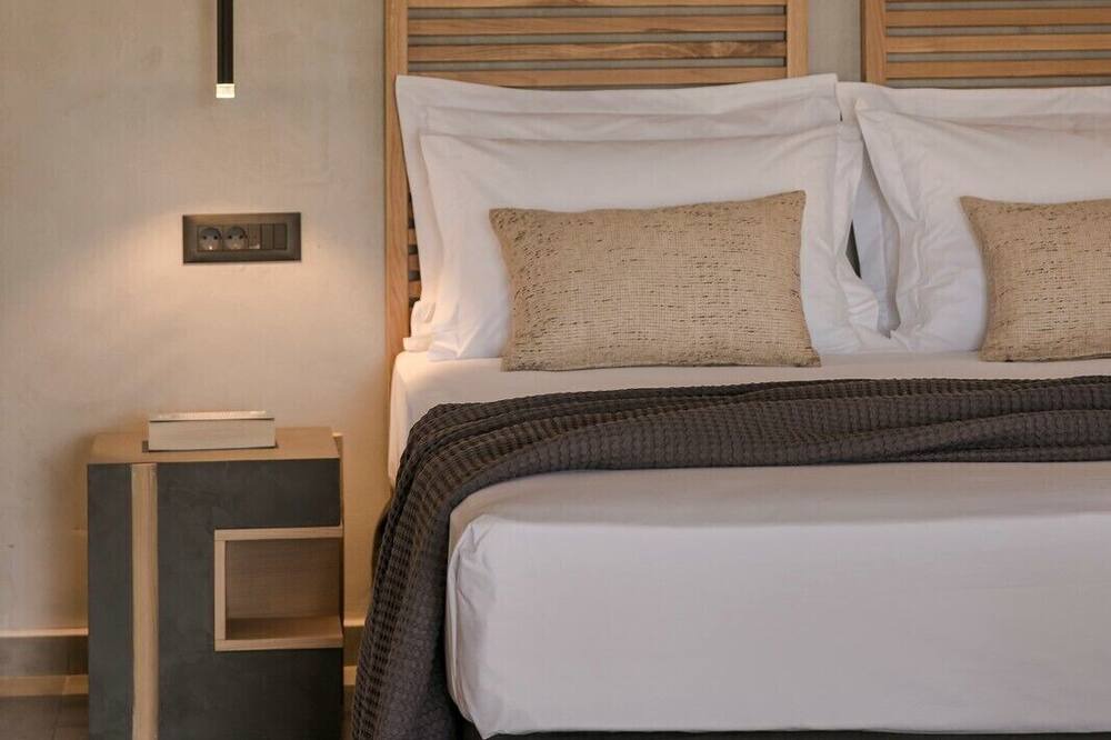 Photo of Bedroom in Frourion