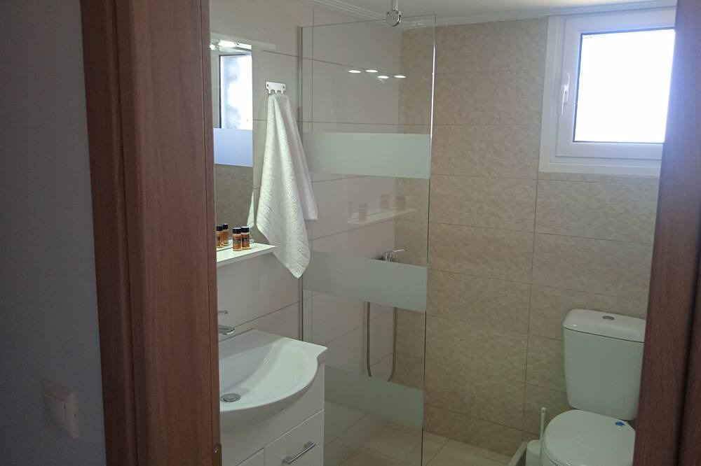 Photo of Bathroom in Kounopetra