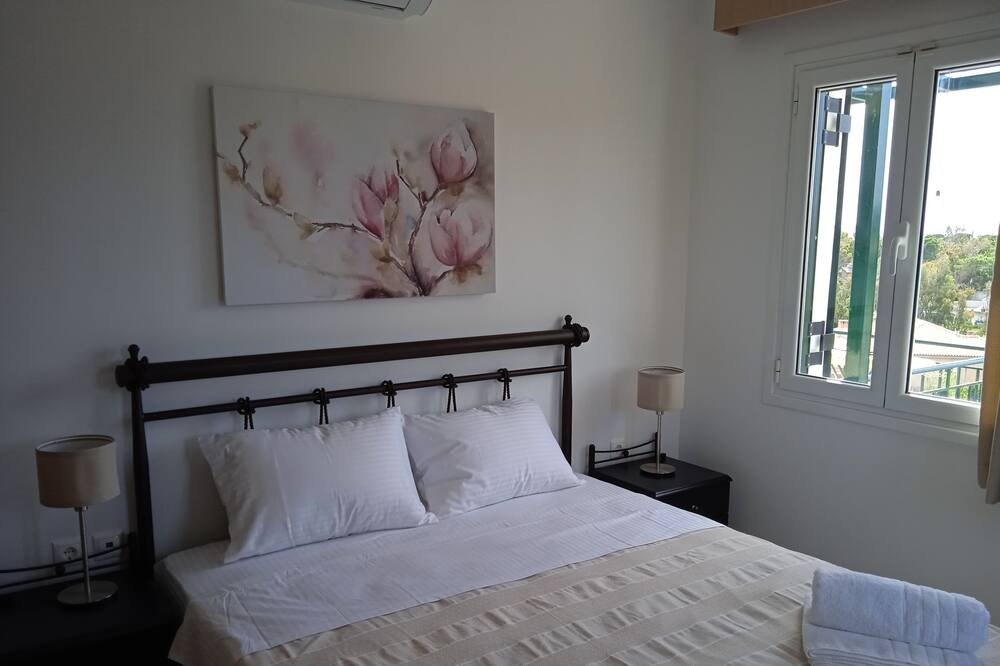 Photo of Bedroom in Kounopetra