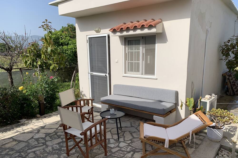 Photo of Patio Balcony in Lambi