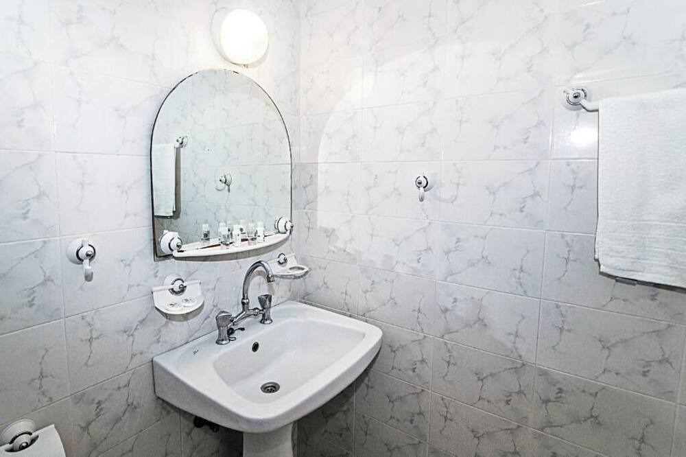Photo of Bathroom in Agrilia