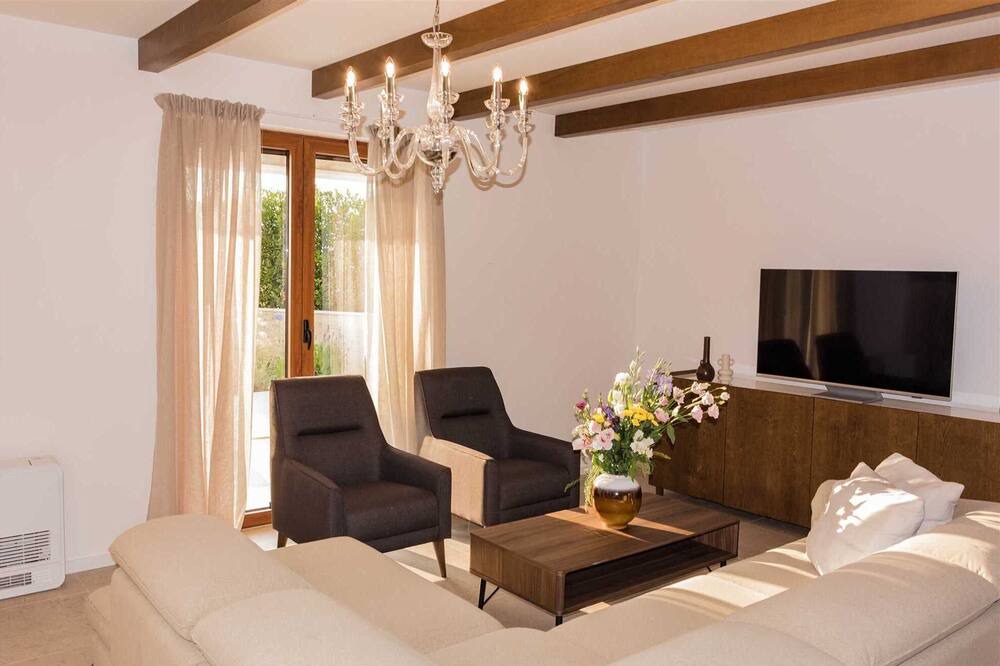 Photo of Livingroom in Seoca