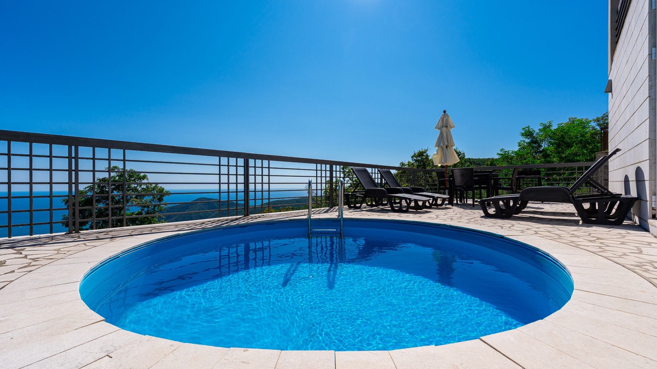 Photo of Outdoor in Lapcici