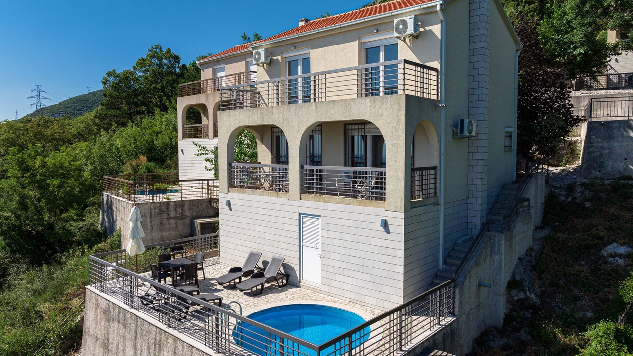 Photo of Outdoor in Lapcici