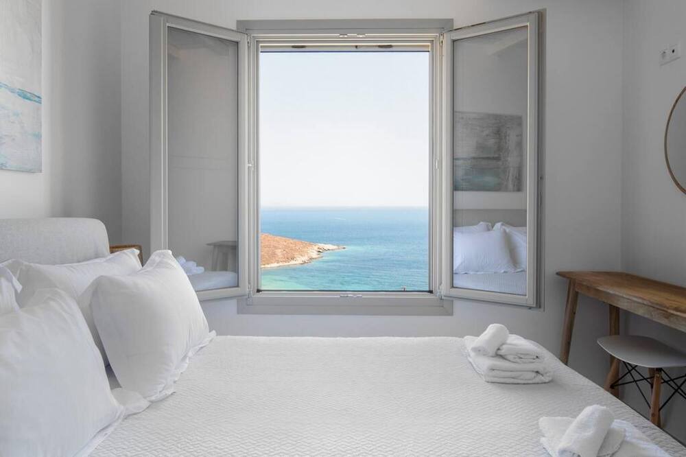 Photo of Bedroom in Serifos
