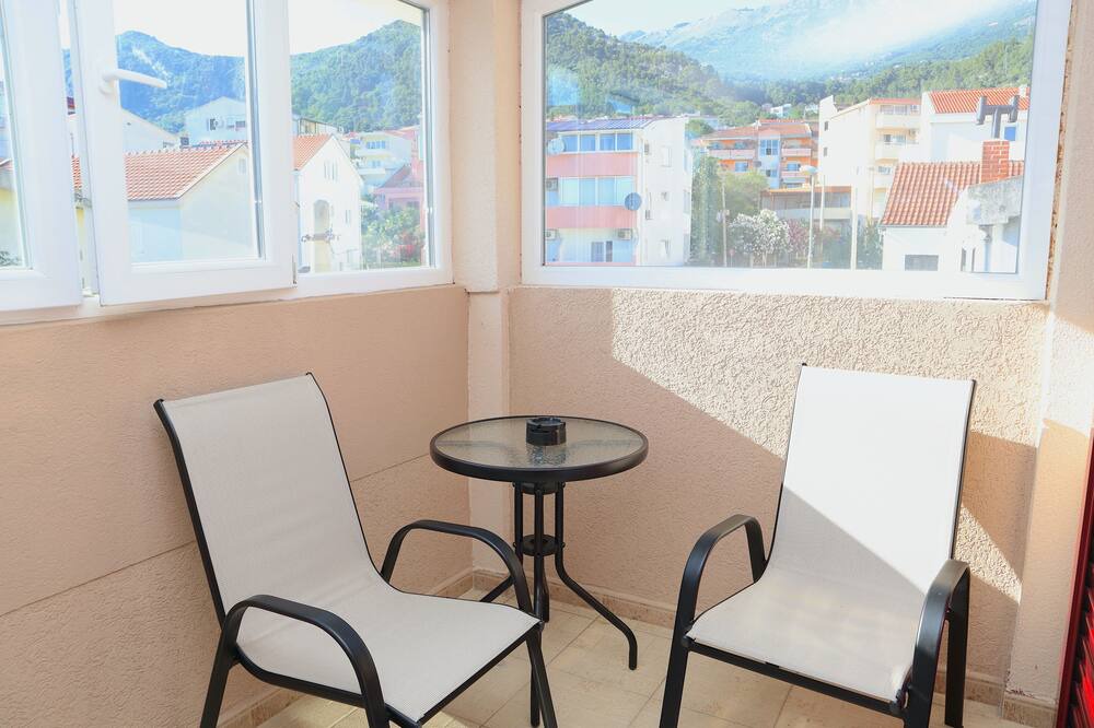 Photo of Patio Balcony in Lazi