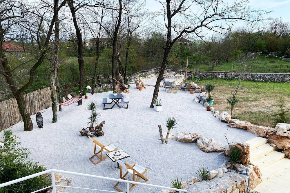 Photo of Outdoor in Pricelje