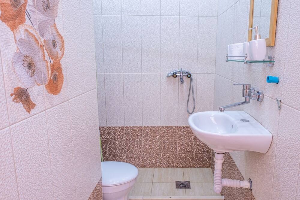 Photo of Bathroom in Lepetane