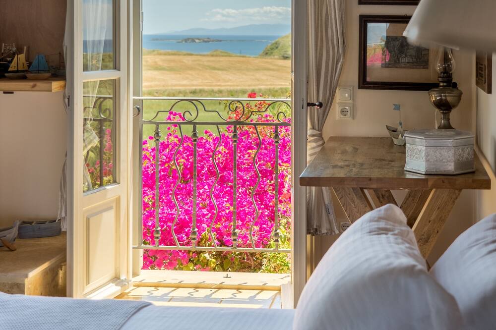 Photo of Bedroom in Kounopetra